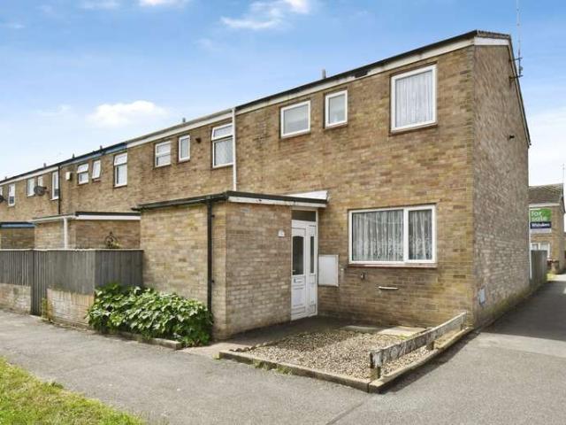Cottage for sale in Longhill, Hull