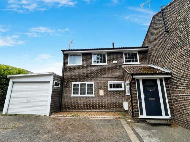 Cottage for sale in North Springfield, Chelmsford