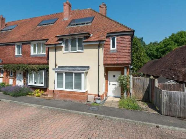 Cottage for sale in Old Wives Lees, Bridgefield