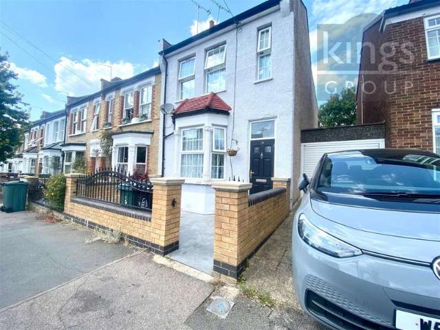Cottage for sale in Highams Park, Greater London