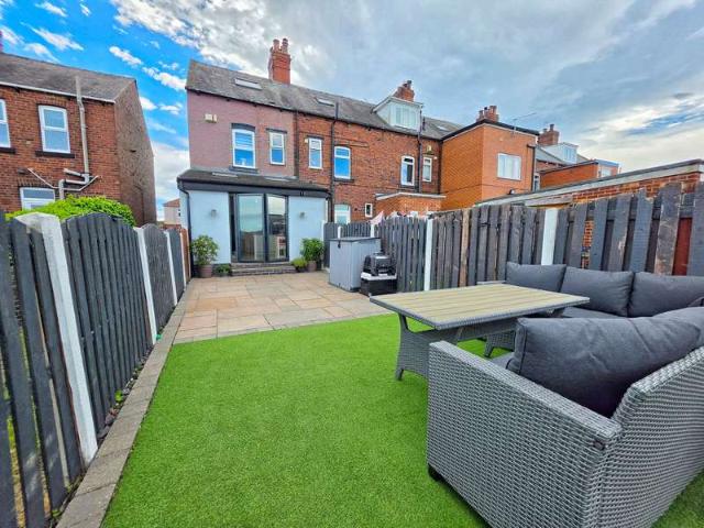 Cottage for sale in Ardsley, Barnsley