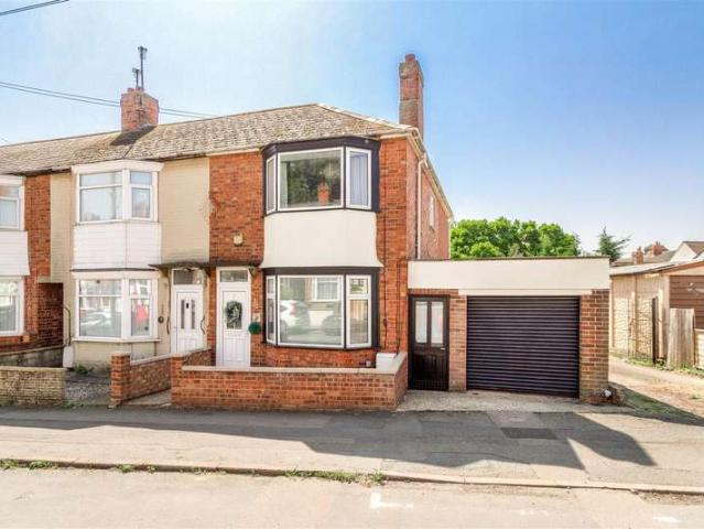 Cottage for sale in Burrow's Bush, Wellingborough