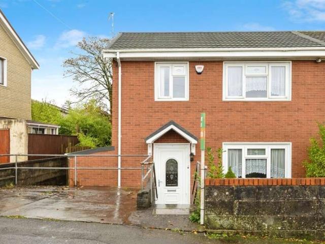 Cottage for sale in Nangreaves, Wales