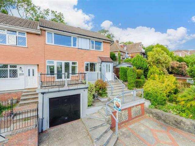 Cottage for sale in Cuxton Brickfield, Cuxton