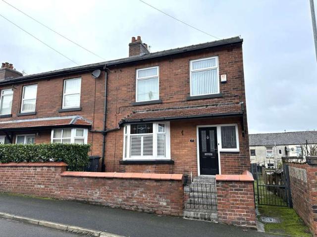 Cottage for sale in Cowlishaw, Oldham