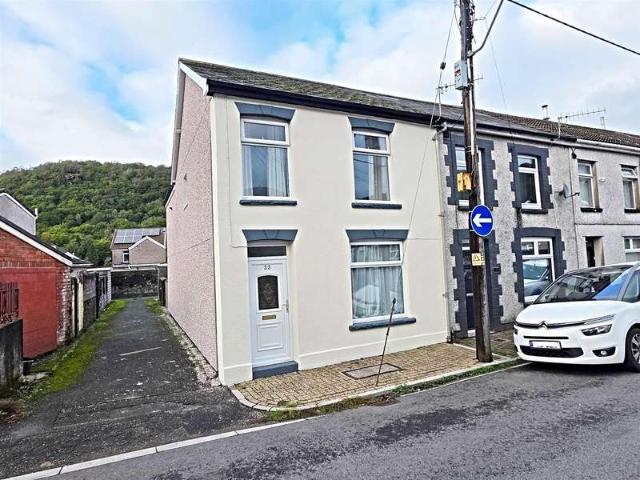 Cottage for sale in Trallwn, Pontypridd