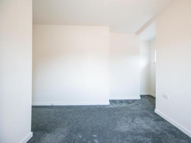 Cottage for rent in City Of Kingston Upon Hull