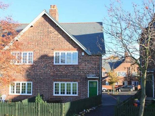 House for rent in Froggatt, East Midlands