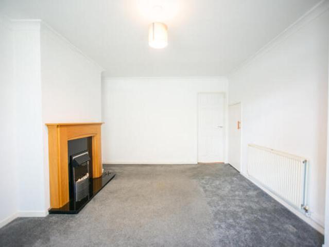 Cottage for rent in City Of Kingston Upon Hull