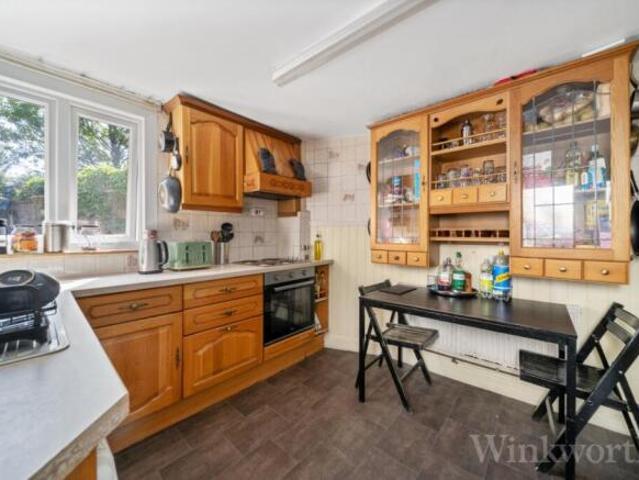 Cottage for rent in London Borough of Lewisham, New Cross
