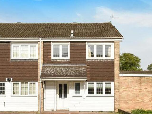 House for rent in Pouchen End, Hertfordshire