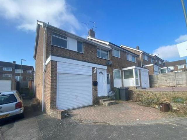 House for rent in Lyons, Greater London
