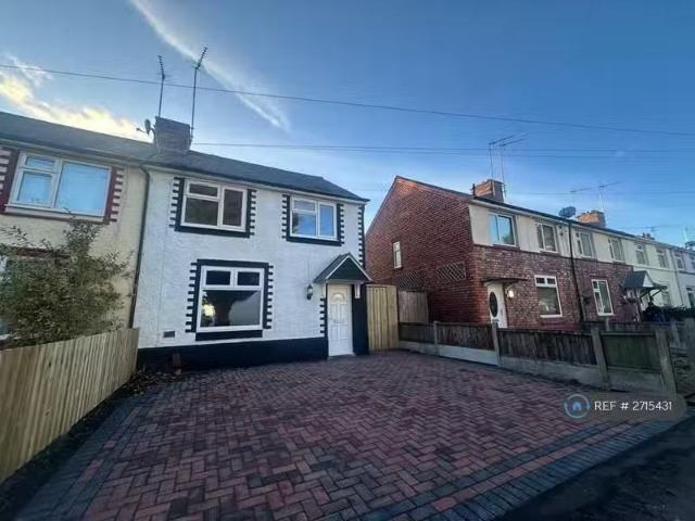 House for rent in Rossmore, Cheshire