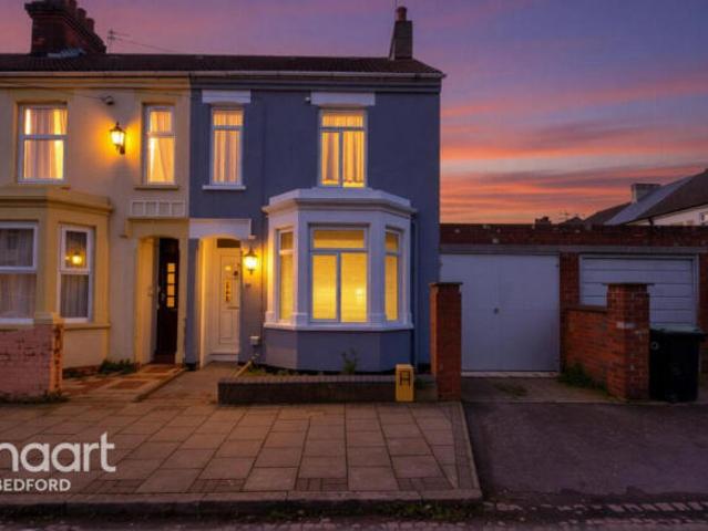 Cottage for rent in South End, Bedford