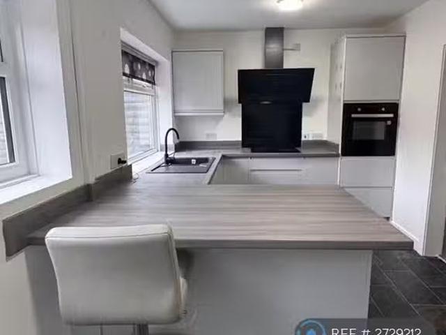 House for rent in Potters Green, Coventry