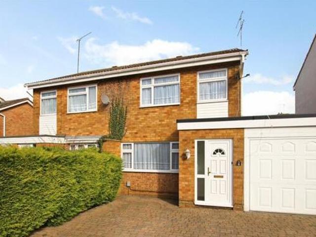 House for rent in Stipers Hill, Dunstable
