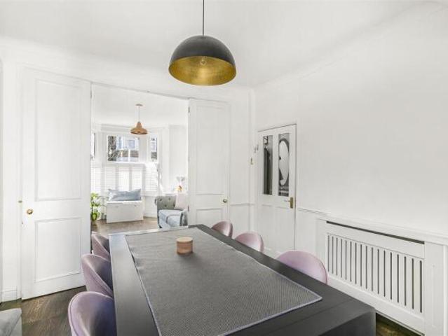 Cottage for rent in Enfield, Greater London