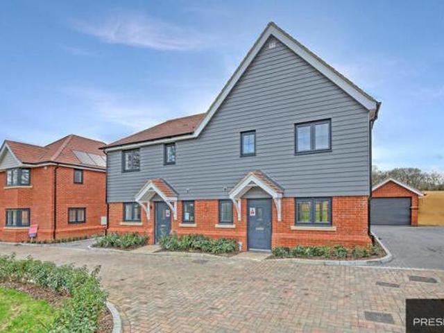 House for rent in Lyons, Greater London