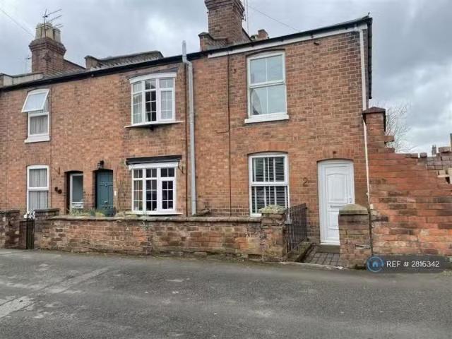 House for rent in Green Close, Warwickshire