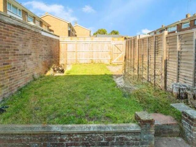Cottage for rent in Priest Down, Hampshire