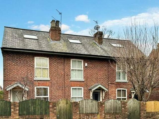 House for rent in Lyons, Greater London