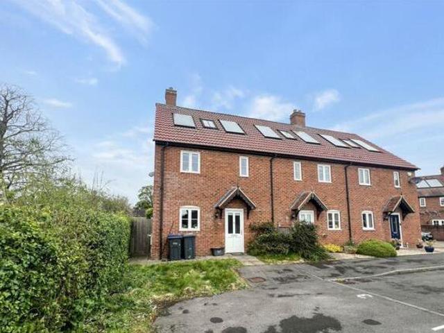 House for rent in Lyons, Greater London