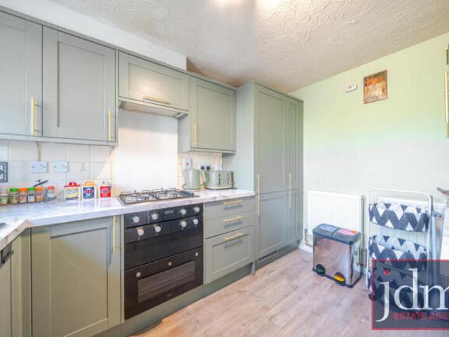 Cottage for rent in Cat Hill