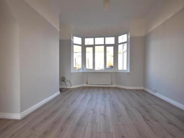 Cottage for rent in Calderstones