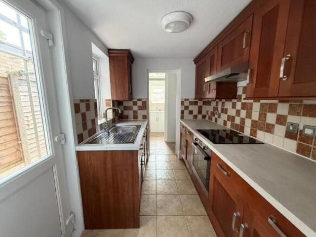 Cottage for rent in Enfield, Greater London