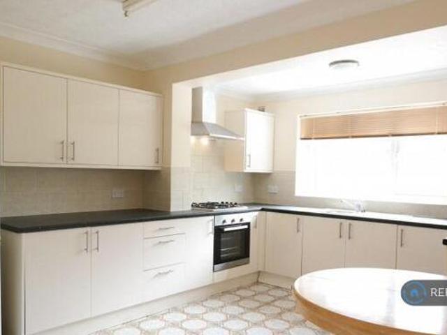 House for rent in Kingston Upon Thames, Greater London