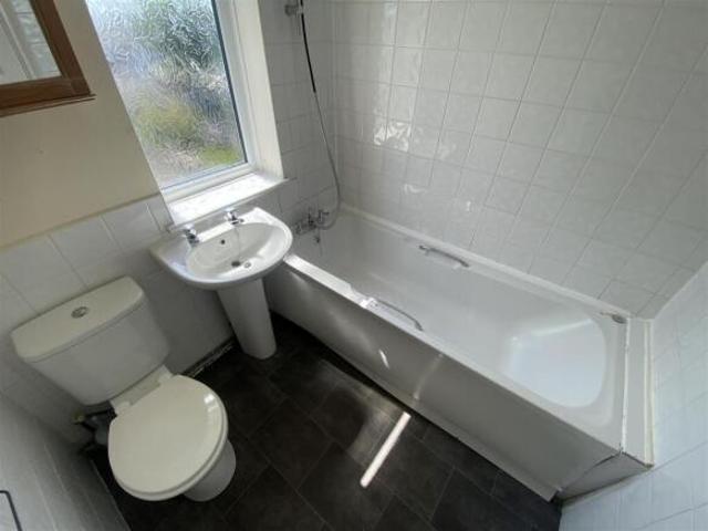 Cottage for rent in Coundon, West Midlands