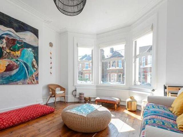 House for rent in Lyons, Greater London