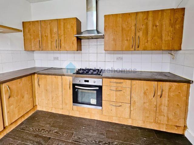 Terraced House for rent in Leicester