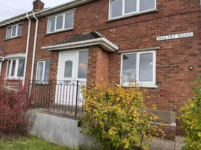 House for rent in Chessington, Greater London