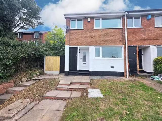 House for rent in Masefield, Turves Green
