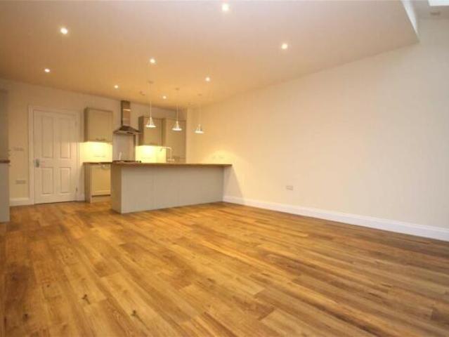 Cottage for rent in Walthamstow, Greater London