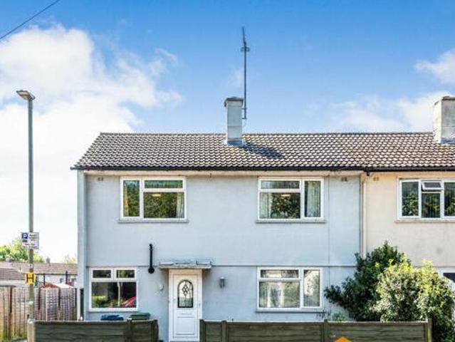 House for rent in Cowley Airfield, The Slade