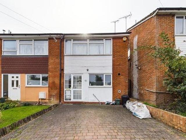 House for rent in Pinner, Greater London
