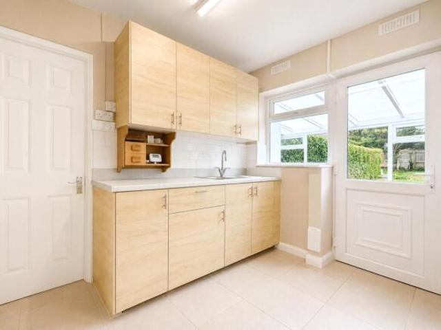 Cottage for rent in West Midlands