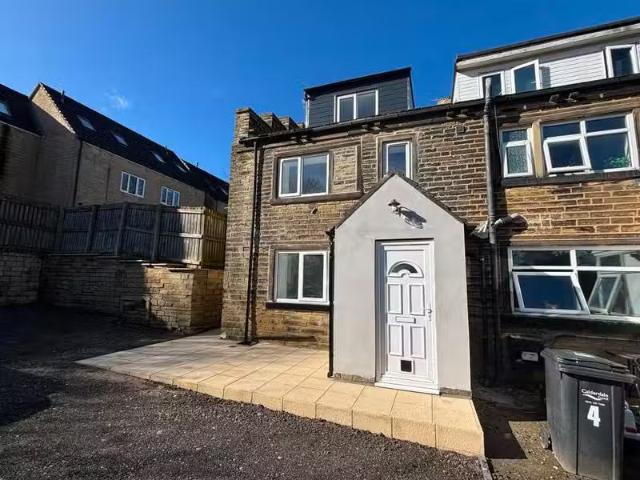 House for rent in Luddenden, West Yorkshire