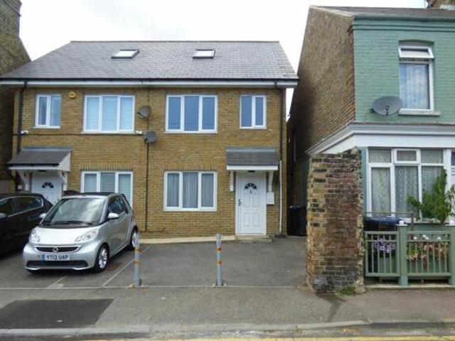 House for rent in East Cliff, Acol