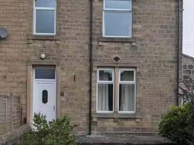 House for rent in Denholme, West Yorkshire