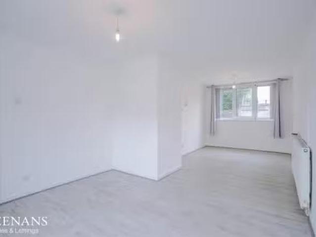 House for rent in Chessington, Greater London