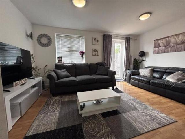 Cottage for rent in Hampton Green, Cambridgeshire