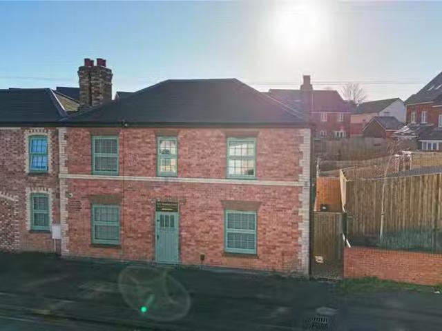 House for rent in Kettlebrook, Staffordshire