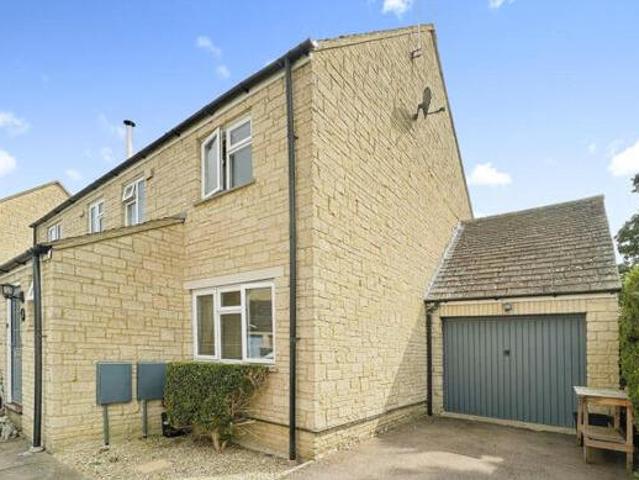 House for rent in Cogges, West Oxfordshire
