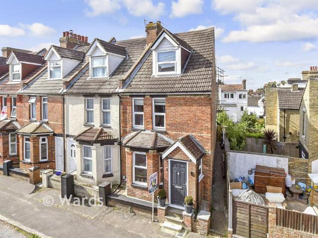 House for sale in Folkestone