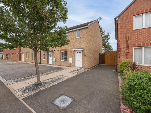 House for sale in Ashmore Lake, Willenhall