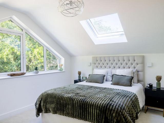 House for sale in London Borough of Croydon, Kenley