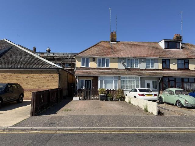 House for sale in Stokesby, Norfolk